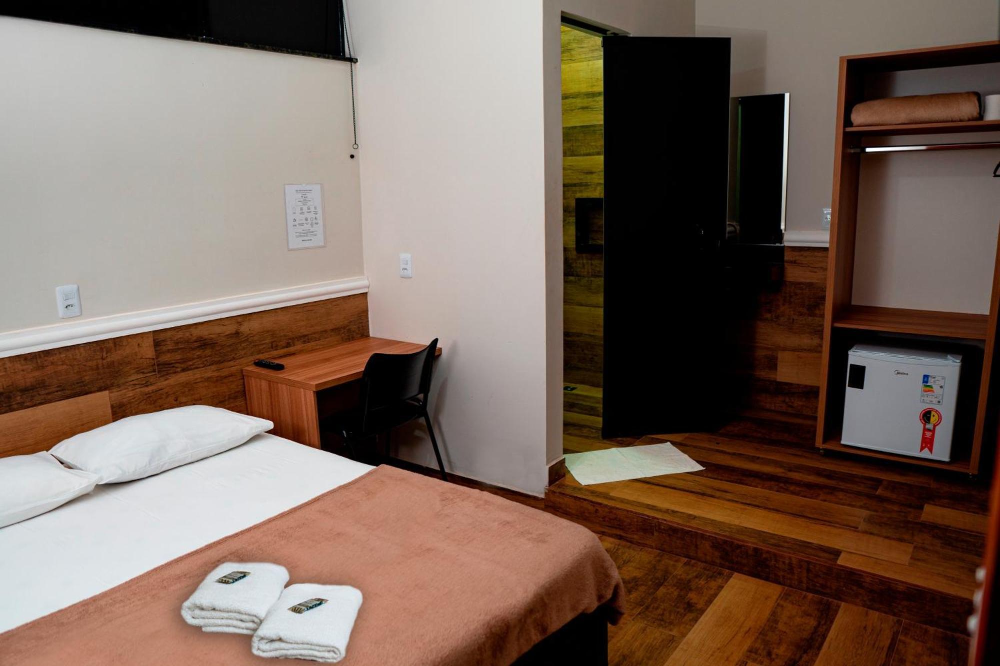 Hotel Nixon Proximo, Rodoviaria, Prefeitura E A Matriz Central Itaí 外观 照片
