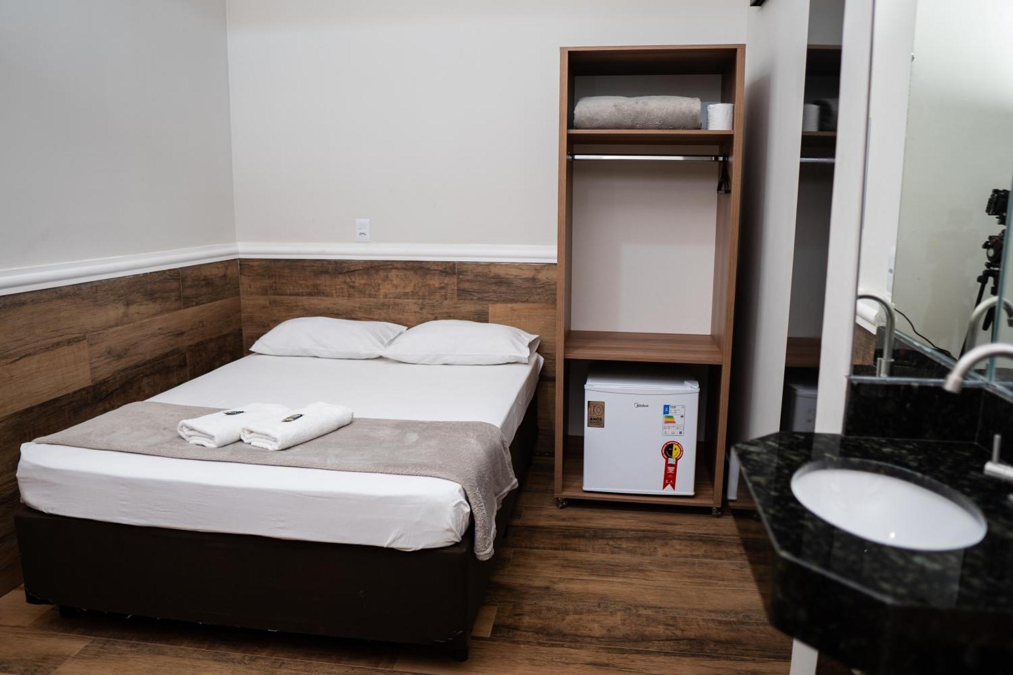 Hotel Nixon Proximo, Rodoviaria, Prefeitura E A Matriz Central Itaí 外观 照片