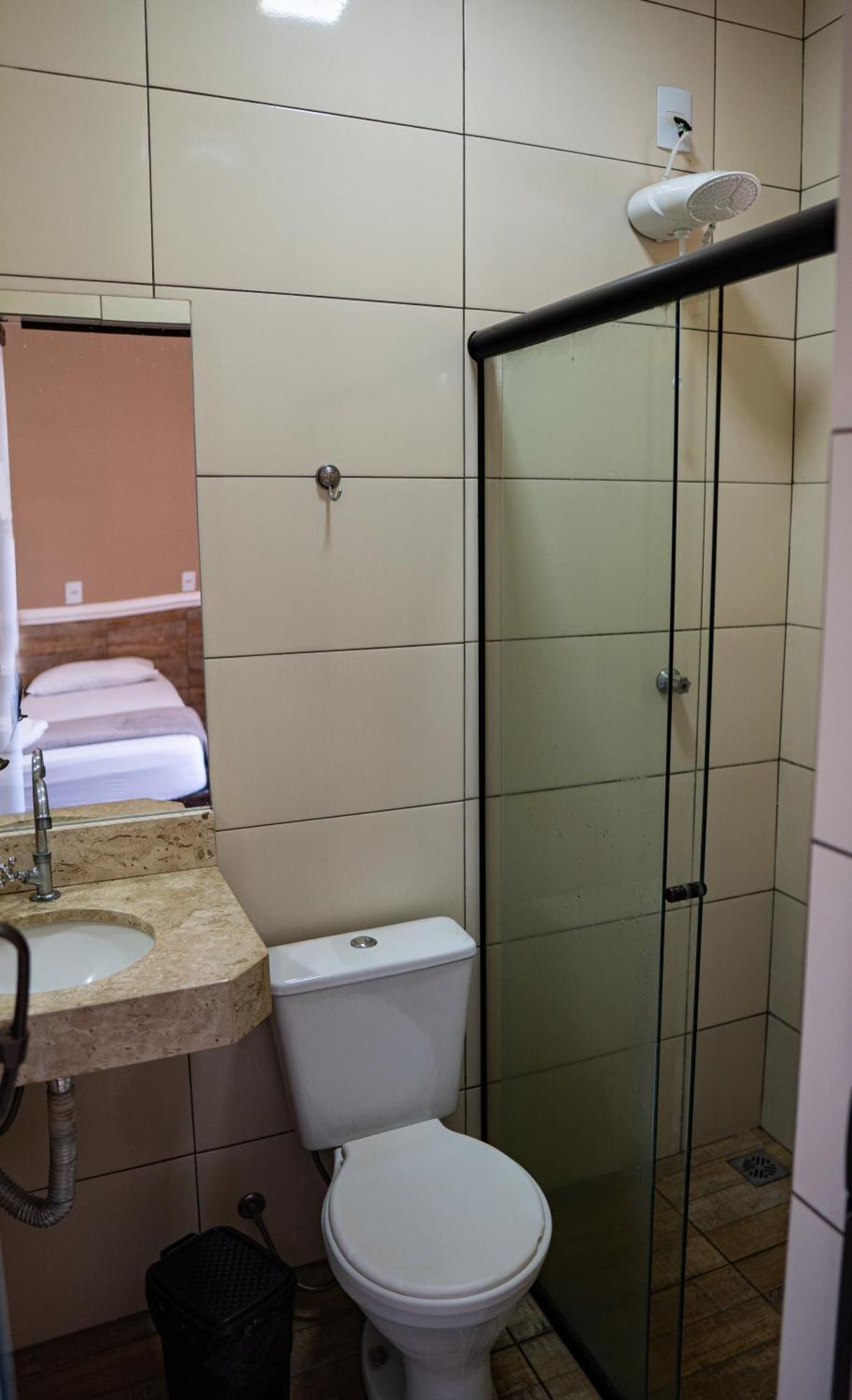 Hotel Nixon Proximo, Rodoviaria, Prefeitura E A Matriz Central Itaí 外观 照片