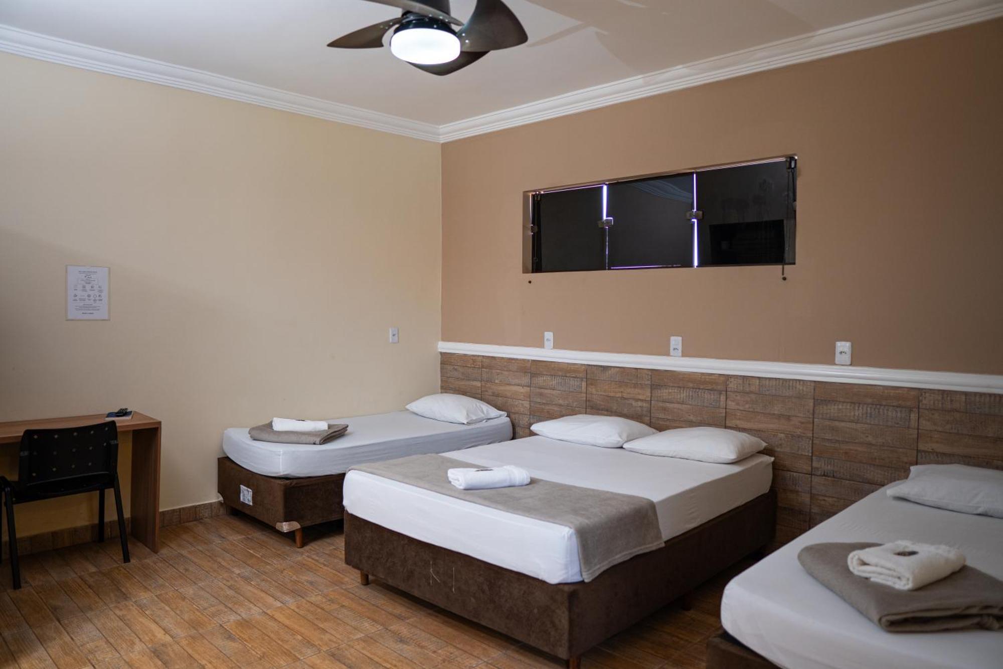 Hotel Nixon Proximo, Rodoviaria, Prefeitura E A Matriz Central Itaí 外观 照片