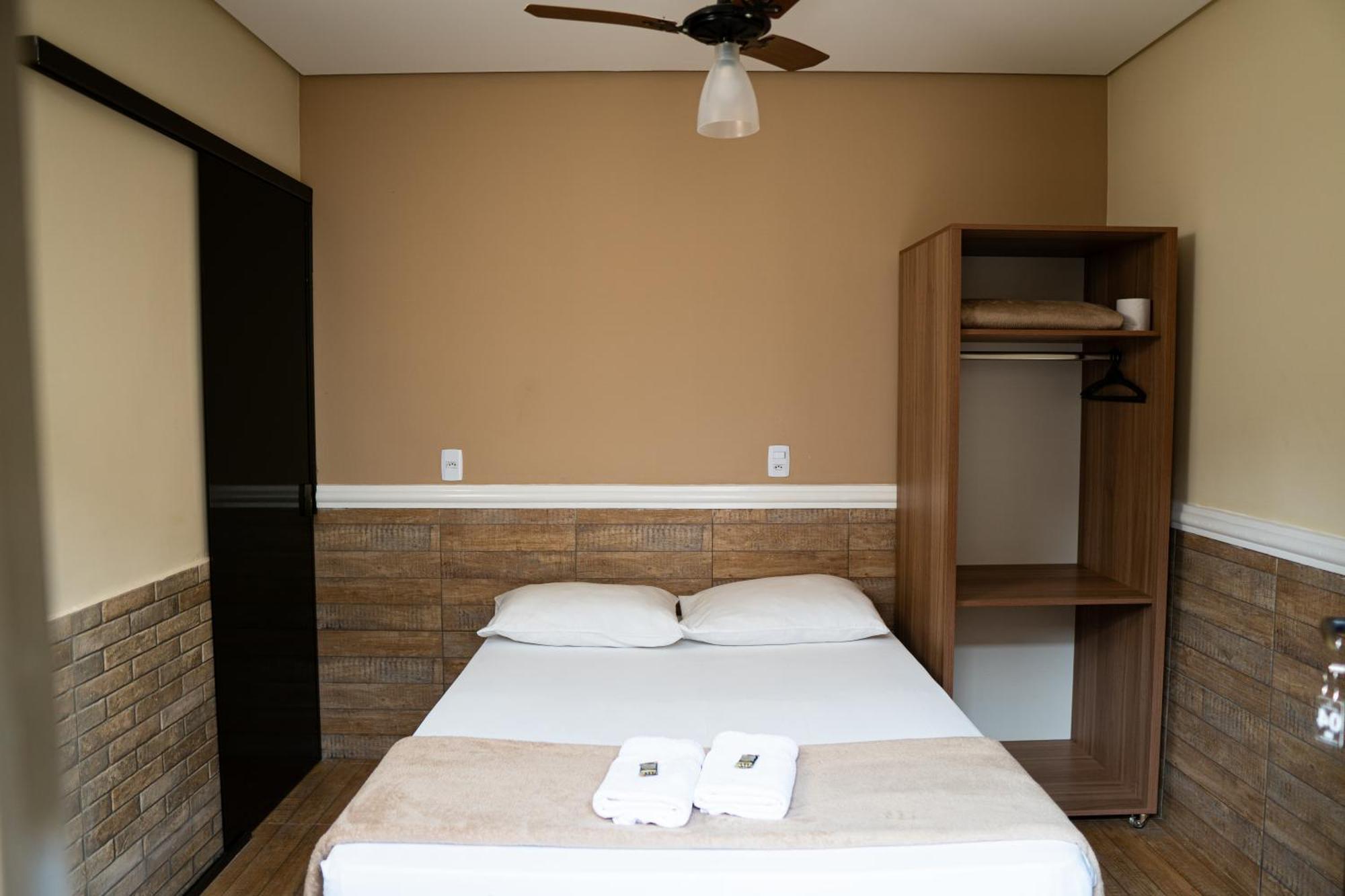 Hotel Nixon Proximo, Rodoviaria, Prefeitura E A Matriz Central Itaí 外观 照片