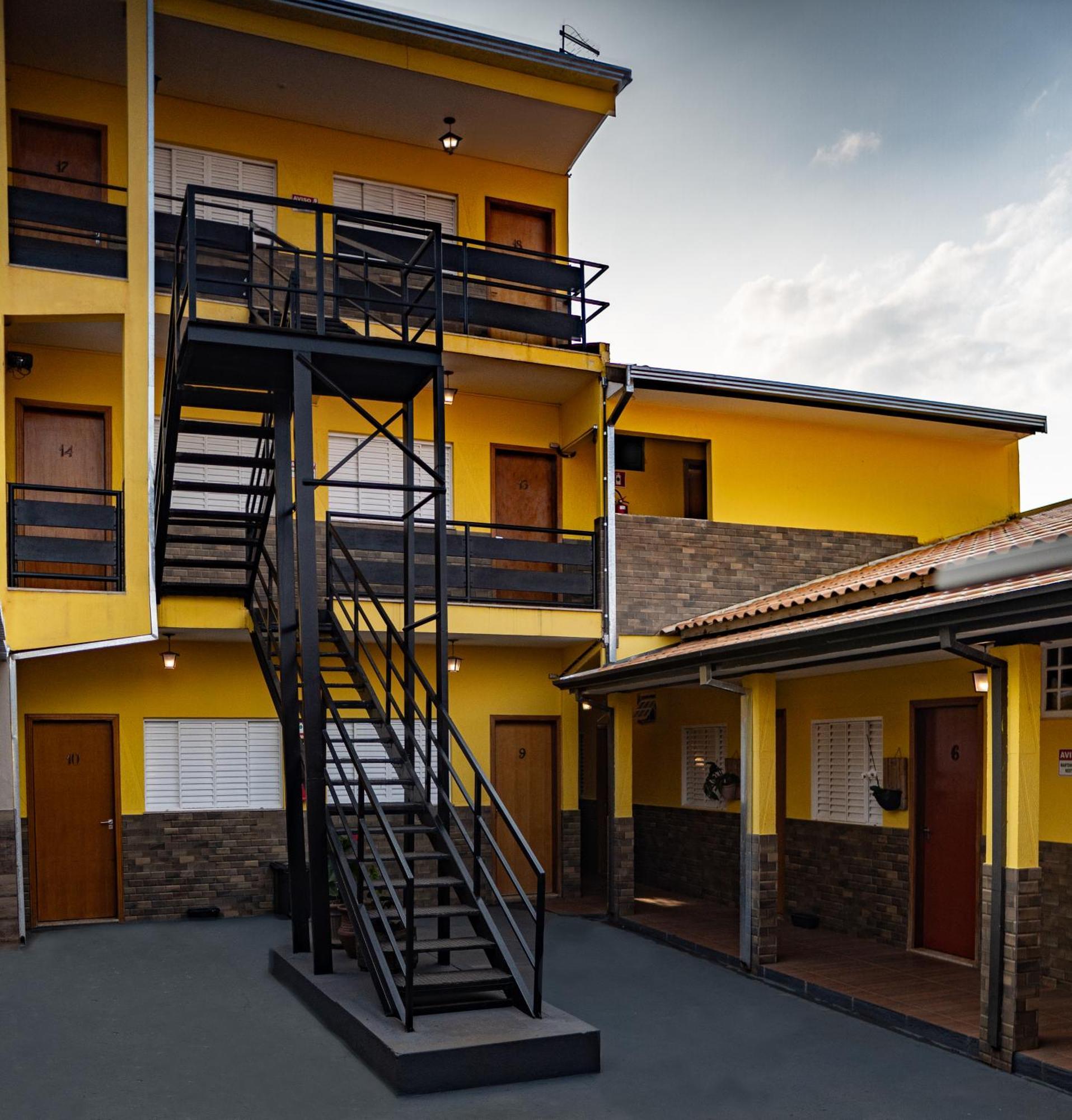 Hotel Nixon Proximo, Rodoviaria, Prefeitura E A Matriz Central Itaí 外观 照片